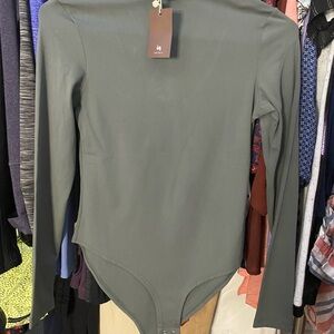 NWT Long Sleeve Gray / Green Bodysuit